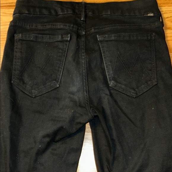 Mother “ The Looker” black jeans size 27. Like new condition - Picture 4 of 7